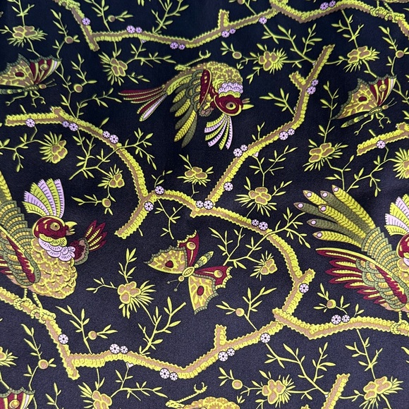 90’s Cottagecore Betsey Johnson 100% Silk  Black & Green Bird Pencil Skirt - Picture 5 of 7